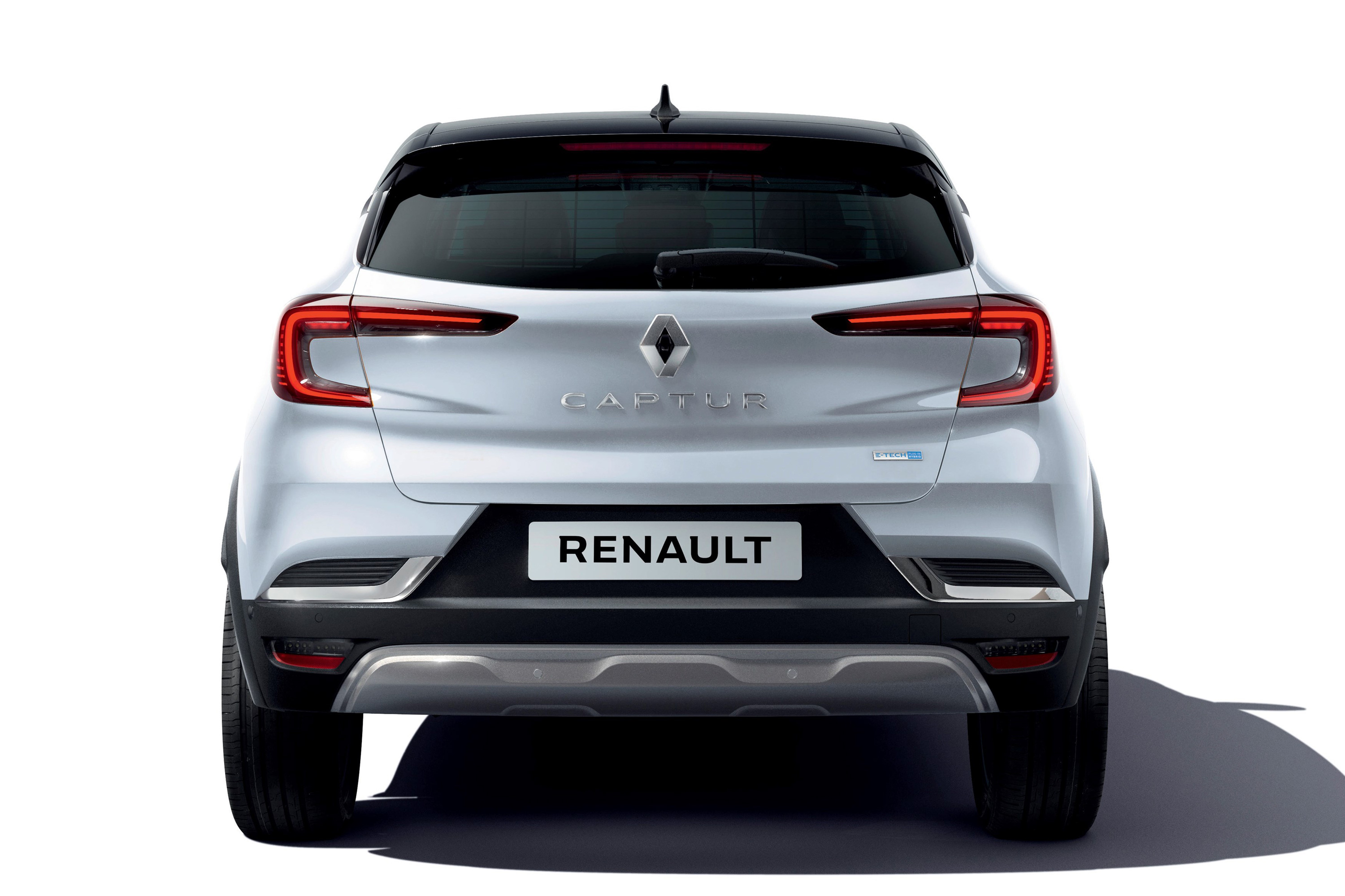 Nagyobb, tágasabb, okosabb lett a Renault Captur 5