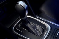 Jön a plug-in hibrid Renault Mégane 15