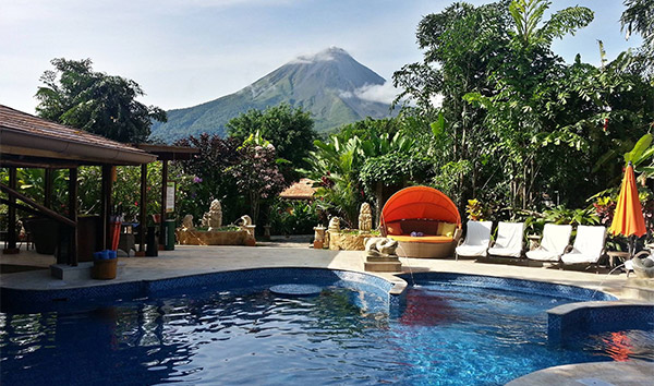 Lajhárokkal lazulhatunk az esőerdei medencés kunyhóban 1 | Vezess Lajhárokkal lazulhatunk az esőerdei medencés kunyhóban 1