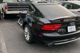 Ha ennek az Audinak megcsap a füstje