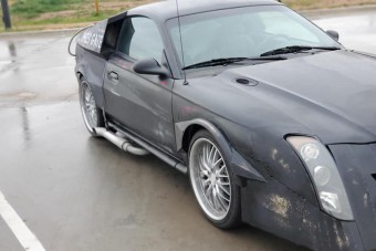 Ettől a rettenetes Mustangtól fájni fog a szemed