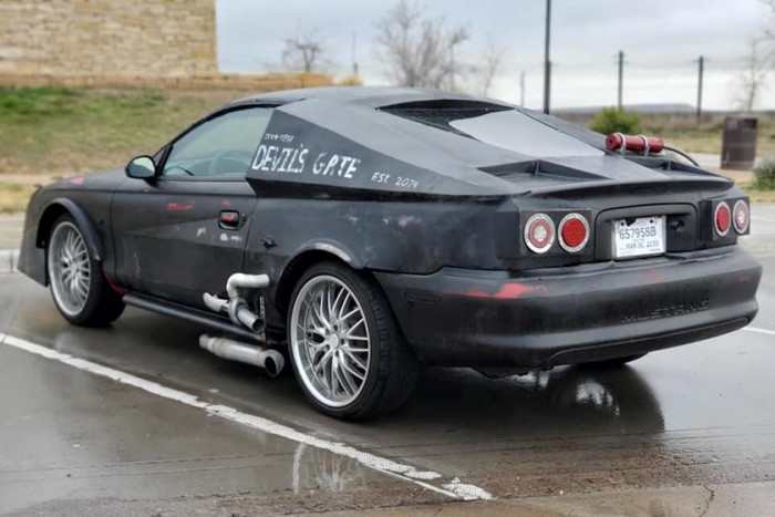 Ettől a rettenetes Mustangtól fájni fog a szemed 6 | Vezess Ettől a rettenetes Mustangtól fájni fog a szemed 6