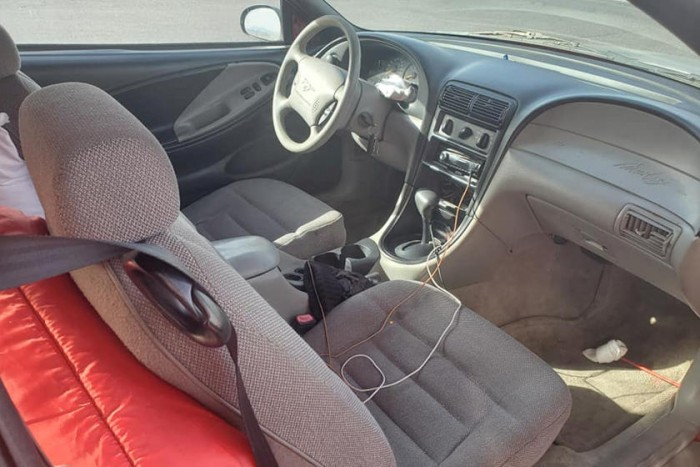 Ettől a rettenetes Mustangtól fájni fog a szemed 7 | Vezess Ettől a rettenetes Mustangtól fájni fog a szemed 7