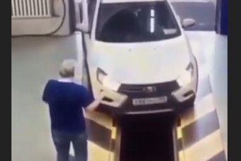 Csak a műhelybe akart beállni, fájdalmas töréskár lett a vége