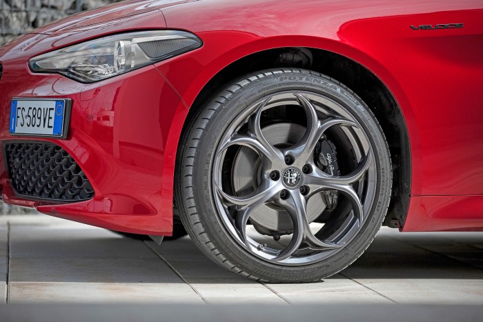 Miért veri meg a BMW az Alfát? Megint… 3 Miért veri meg a BMW az Alfát? Megint… 3