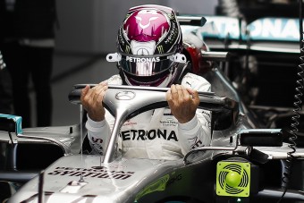 F1: Elképesztő tesztnap, Hamilton az élen