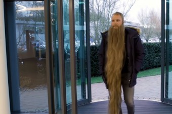 F1: Bottason röhög a Mercedes – videó