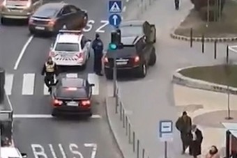 Buszsávokban razziáznak a rendőrök Budapesten