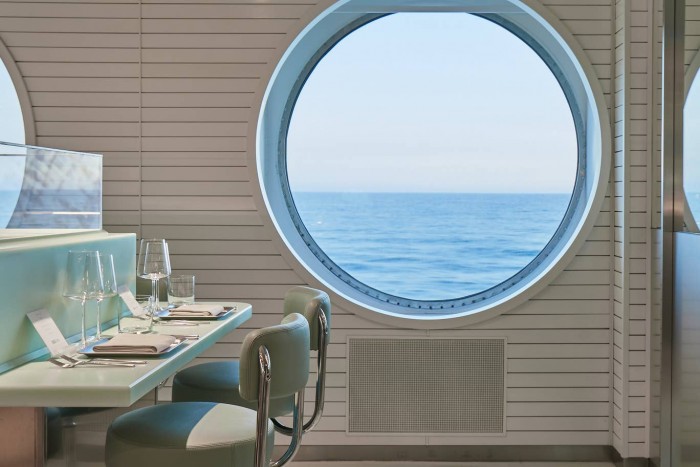 Csak felnőttek utazhatnak majd a világ egyik leggazdagabb emberének luxus óceánjáróján 4