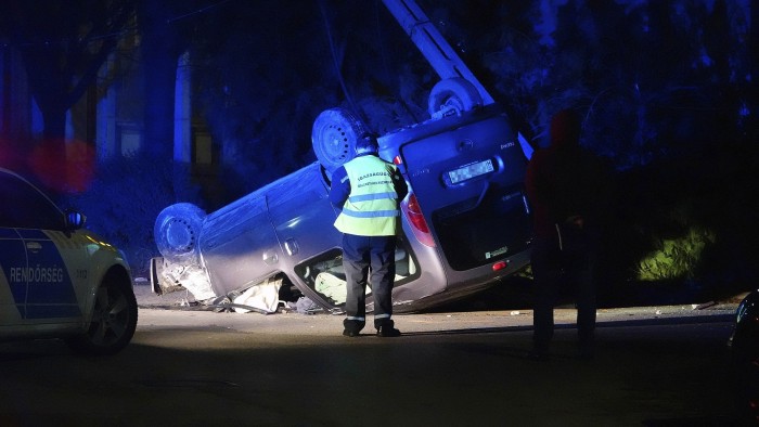 Megrázó képek az éjjeli kecskeméti tragédia helyszínéről 1