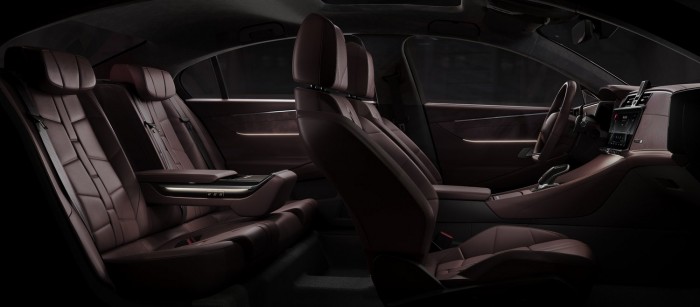 Új csúcsmodellt kap a francia luxusmárka 10