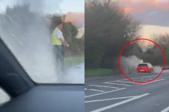 Itt a trógerség magasfoka: pocsolyába gázolva, direkt áztatták el a rendőrt