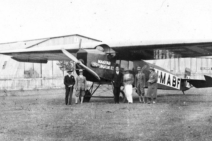 100 éve repülhet bárki Magyarországon
