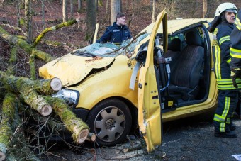 Már halálos áldozata is van a mai szuperviharnak