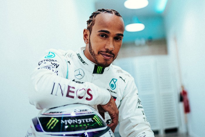 Hamilton: Önző, felelőtlen viselkedés!