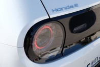 Imádni való apró villanyautó: Honda e 58