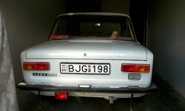 Alig futott öreg Lada eladó 1,7 millióért 6 | Vezess Alig futott öreg Lada eladó 1,7 millióért 6