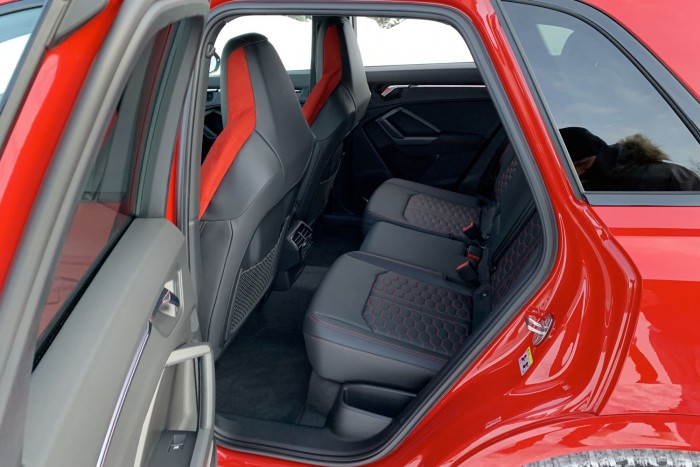SUV-ba zárt élmény 44 SUV-ba zárt élmény 44