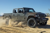 Beszáll a Dakar-raliba a Jeep? 74