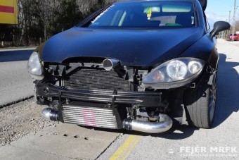 Elképesztő fék nélküli autót fogtak Fehérváron