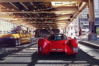 Kőkemény versenyautóval járt munkába Bruce McLaren