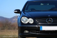 V6-os kupé Mercedes, kétmillióér’ 45