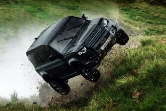 James Bond-hős lett az új Defender