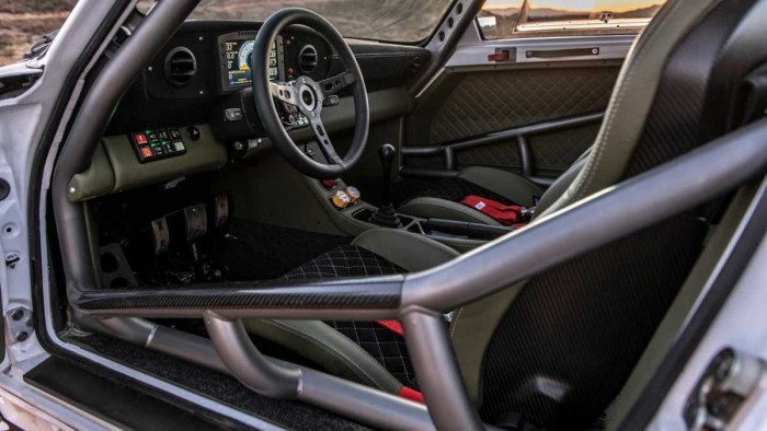 Igazi offroad élményt kínál az átalakított Porsche 5