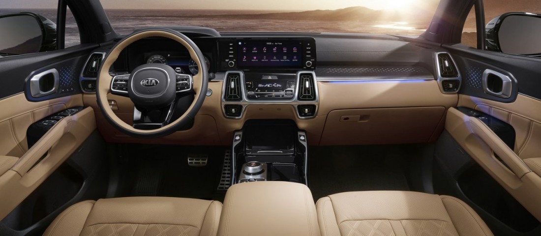 Kívül szigorú, belül fényűző lesz a legnagyobb Kia