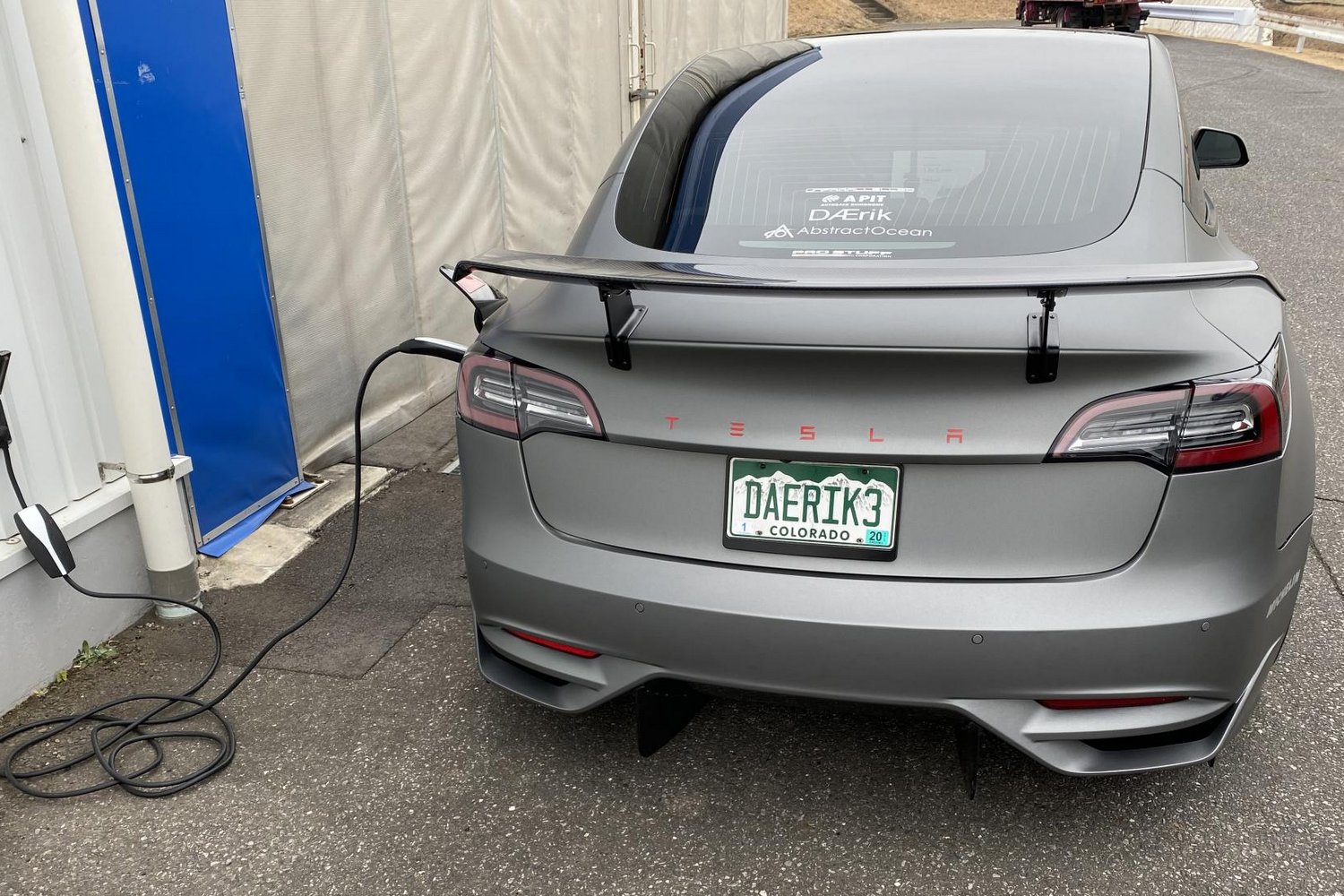 Versenypályán is a leggyorsabb lehet a Tesla 9