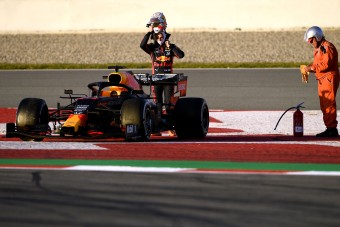 F1: Dupla leállással végződött a tesztnap