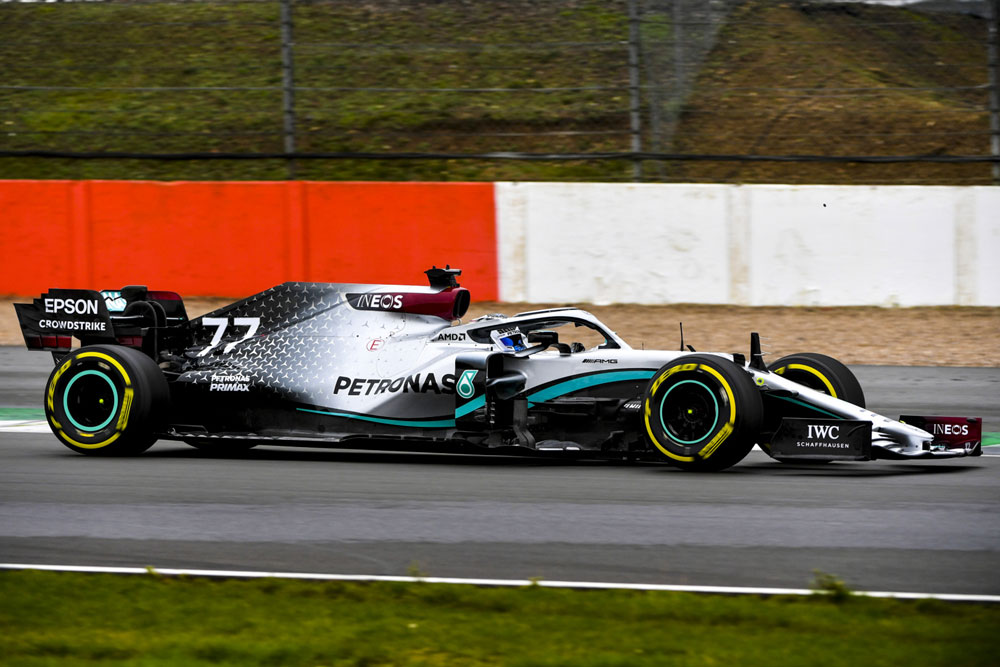 F1: Pályán a vadonatúj Mercedes 4