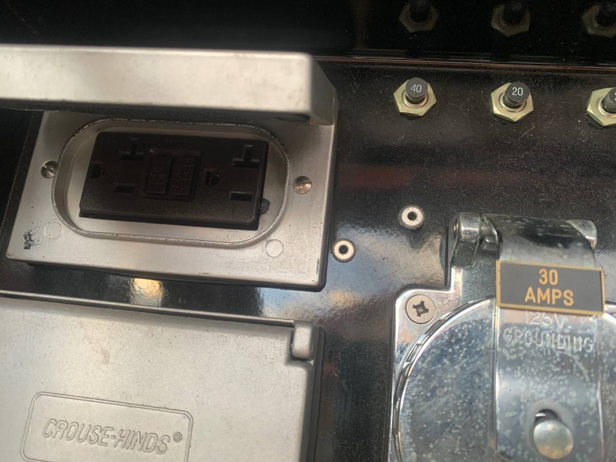 Elnököt kísérő ügynökautó eladó az USA-ban 12