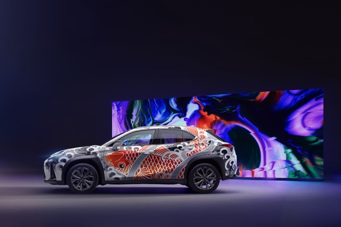 Lexusra került a világ első autótetoválása 6
