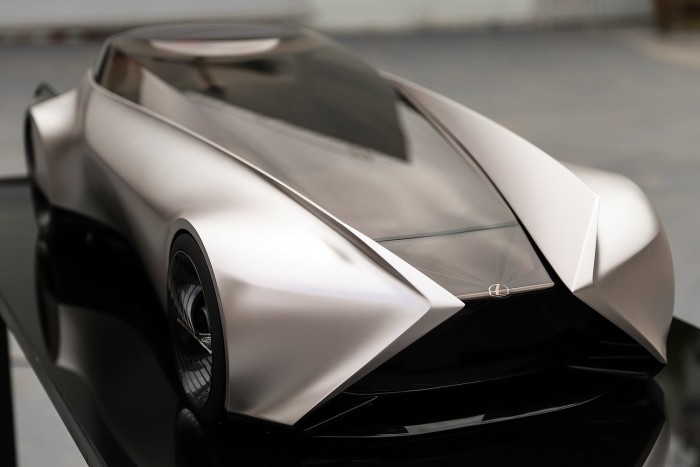 Hatalmas lepke ez az autó 7