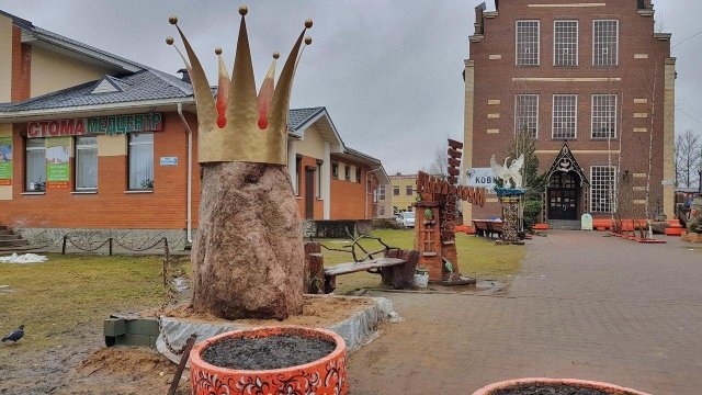 Szobrot állítottak a koronavírus emlékére 2 | Vezess Szobrot állítottak a koronavírus emlékére 2