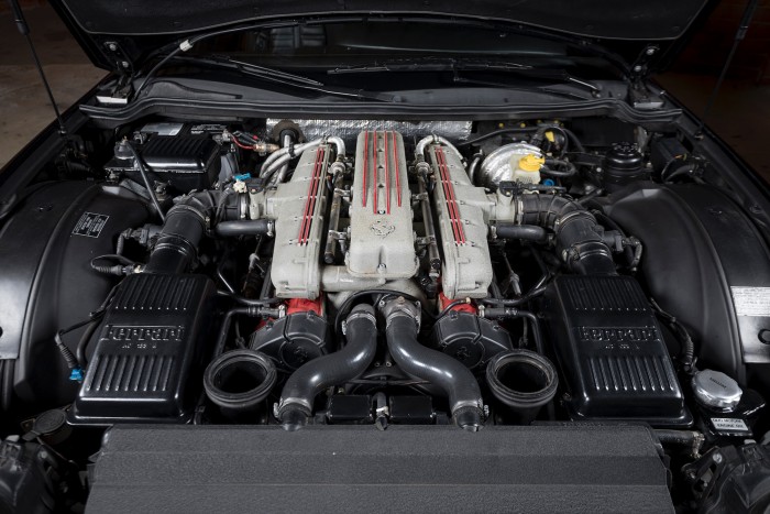 Ennél elegánsabb V12-es Ferrari nem lesz már kézi váltóval 7