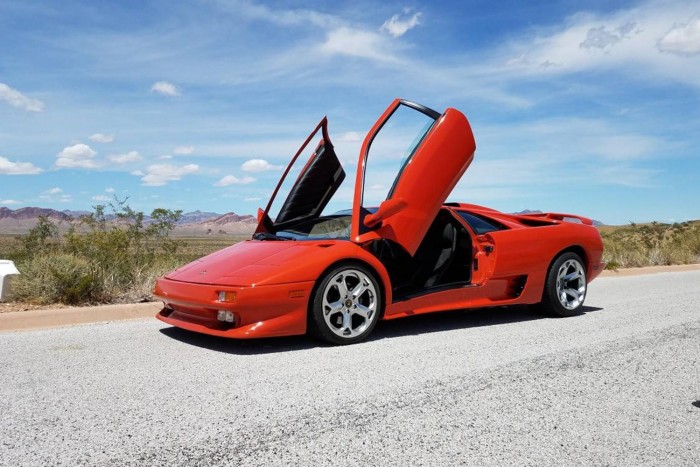 Amerikai erőgép került ebbe a klasszikus Lamborghinibe