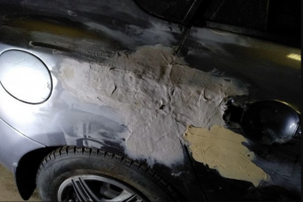 19 sírva röhögős fotó a műhelyek poklából