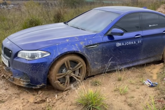 Minden rajongó értetlenül áll az ilyen autóromboló videók előtt