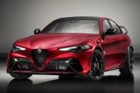 Megérkezett a legdurvább Alfa Romeo 21