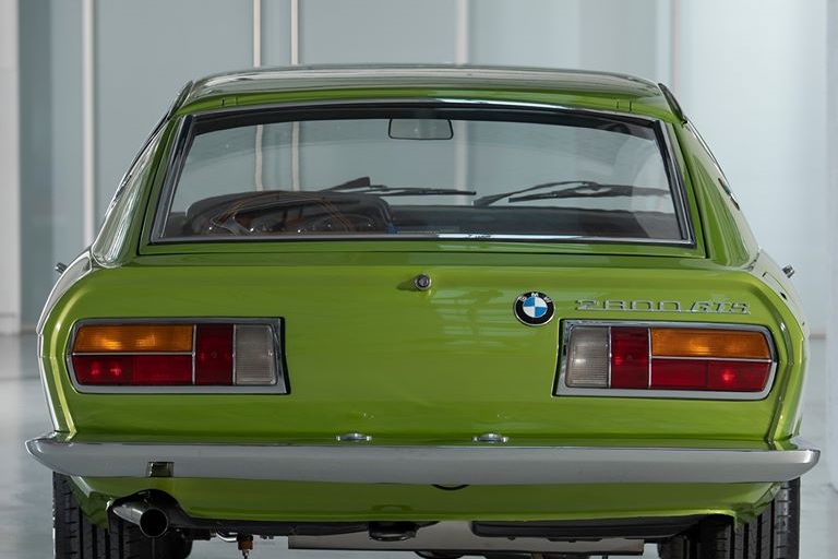 Le se tagadhatná a BMW 2800 GTS, hogy olasz mester rajzolta 13