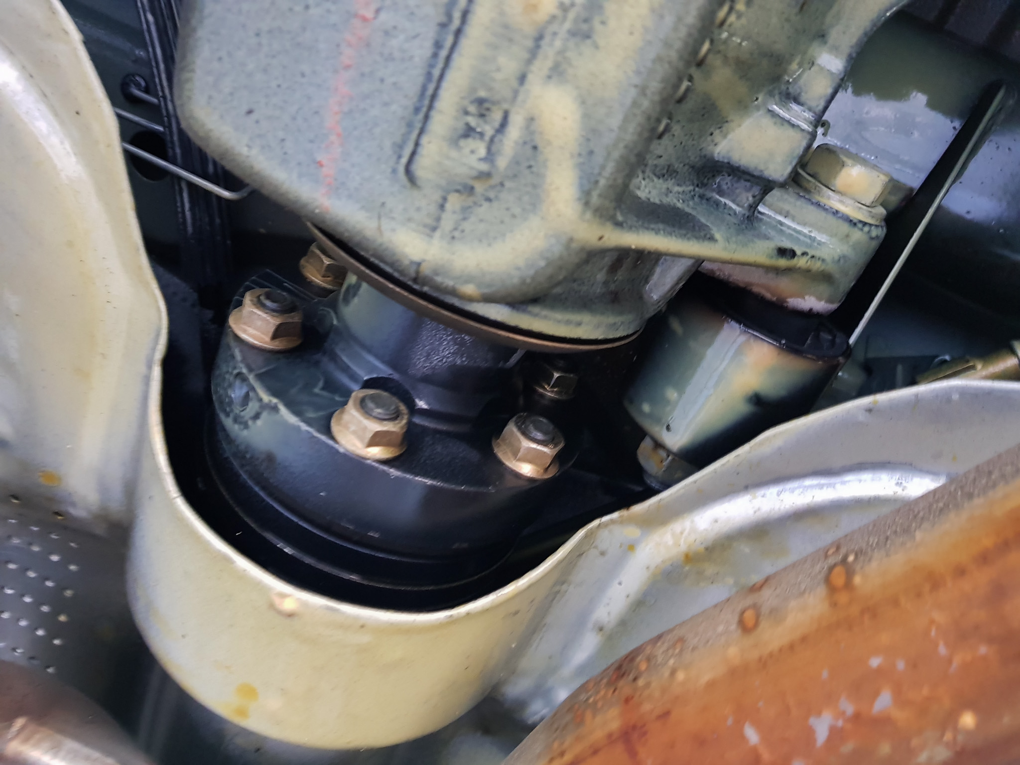 Ez a burokban tartott használt BMW megállította az időt 9 | Vezess Ez a burokban tartott használt BMW megállította az időt 9