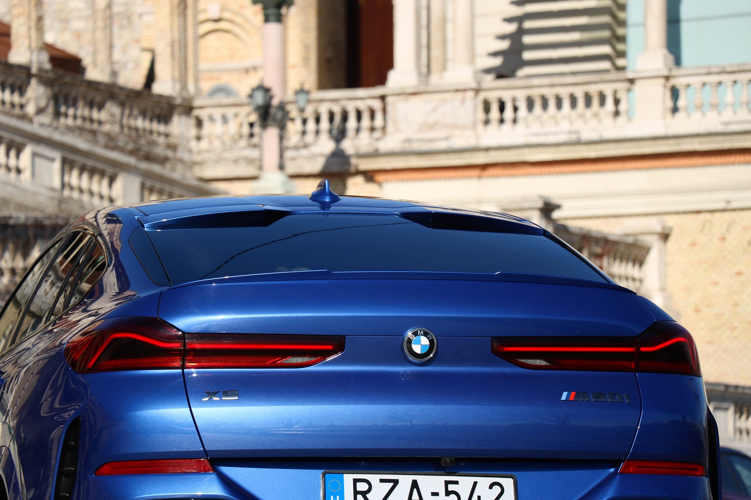 Teszten a BMW X6, 530 lóerővel – Tesztoszteron, szívlapáttal 23