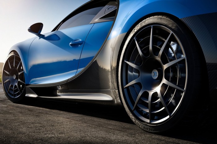 Itt a Bugatti Chiron Pur Sport, amivel egy kicsit jobb autózni 7
