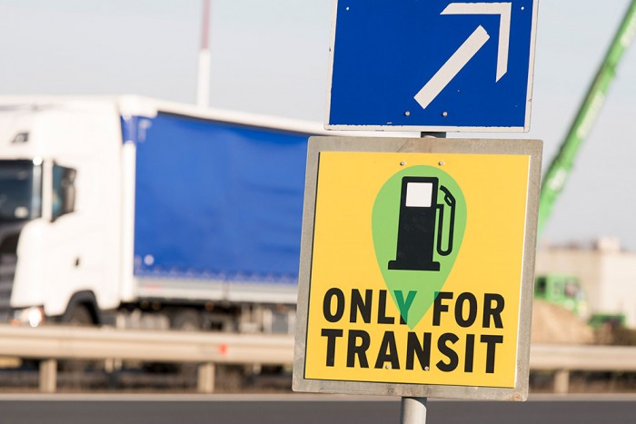 Új közlekedési táblák jelentek meg Magyarországon 2