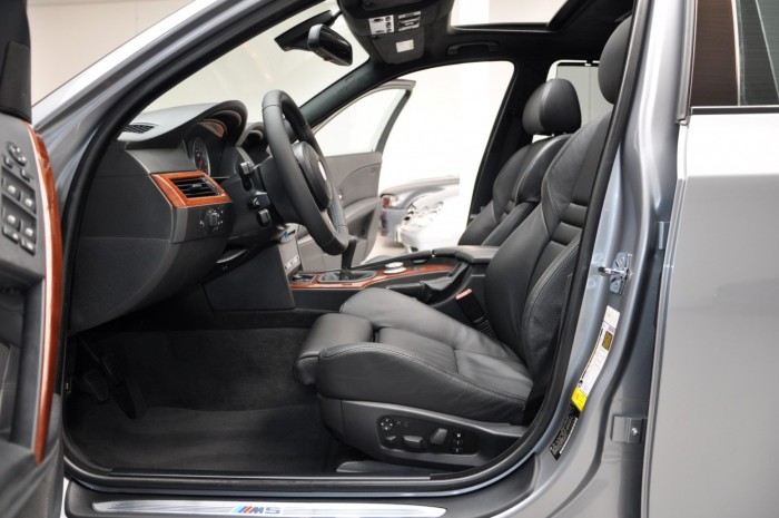 Ez a tíz hengerrel üvöltő BMW M5 már sosem lesz olcsóbb 4