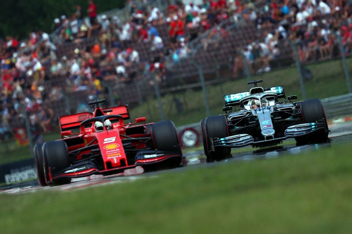 F1: Háttéralkut kötött a Ferrari és a Mercedes?