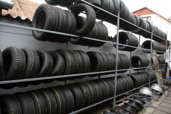 Itt a fordulat: ezekre a gumikra repültek rá az autósok