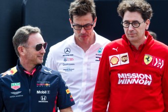 F1: Gondolkodik a jövőjén a Mercedes főnöke